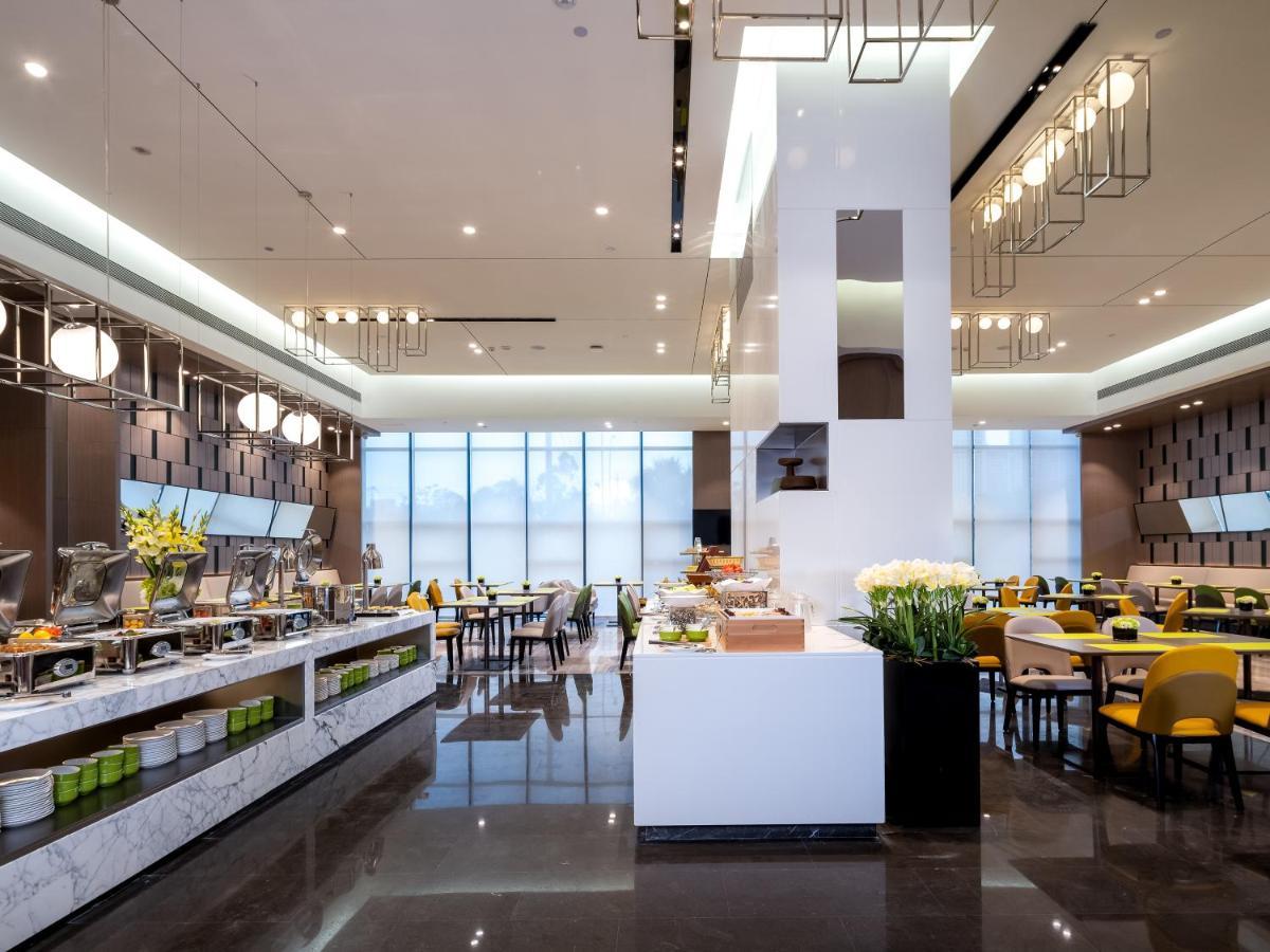 Hampton By Hilton Nanning Wuxiang Hotel Exterior foto